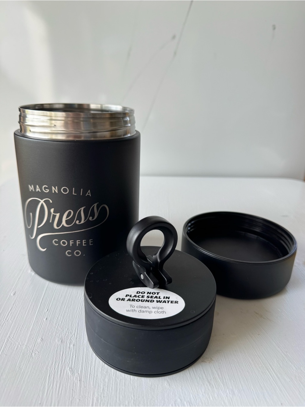 NWOT Magnolia Press Coffee Co Vacuum Seal Multipurpose Kitchen Canister - Picture 3 of 5